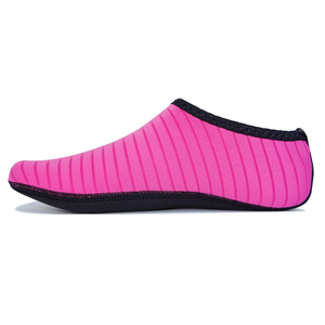 Chaussures de plage en néoprène pour enfant, chaussettes de yoga, imperméable, matériau pour la natation, chaussures d'eau, offre spéciale, nouvelle collection - Product Image 1