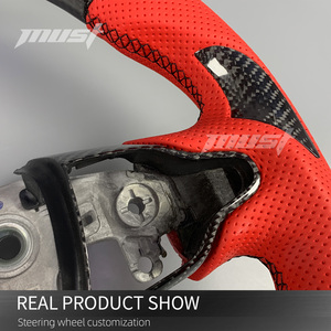 Volante Deportivo Personalizado de Fibra de Carbono con Empuñaduras de Cuero Perforado Rojo para Hyundai I30N I20N ElantraN N-line <span class=keywords><strong>Fastback</strong></span> - Product Image 4