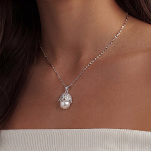 Collar con Colgante de Flor de Perla y Concha de Plata de Ley S925 con Circonitas, Elegante Collar de Perlas para Mujer - Product Image 3