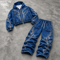 Ensemble personnalisé pour homme : sweat à capuche zippé en jean bleu et pantalon cargo large avec motif flamme et garniture cloutée OEM ODM