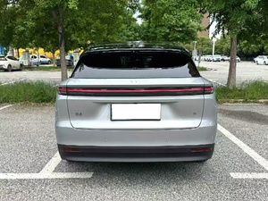Vehículo Usado de Nueva Energía 2025 Li Auto I6, SUV de Cinco Plazas con Tracción en las Cuatro Ruedas, Volante a la Izquierda, Asientos de Cuero, Neumáticos R19, I6 Vi - Product Image 6