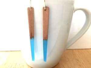 Pendientes de Resina y Madera Inspirados en la Naturaleza, Joyería Ligera Hecha a Mano, Estilo Boho Chic, Regalo Perfecto para Mujeres, Adolescentes y Niñas - Product Image 2