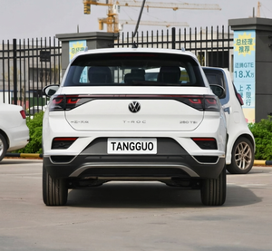 <span class=keywords><strong>T</strong></span>-<span class=keywords><strong>ROC</strong></span> 2023 con Guida a Sinistra, Interni Scuri, SUV 5 Posti a Benzina, <span class=keywords><strong>Auto</strong></span> Usata in Vendita - Product Image 2