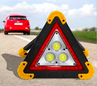 Signalisation de sécurité de stationnement d'urgence, triangle de signalisation LED alimenté par énergie solaire, triangle de signalisation