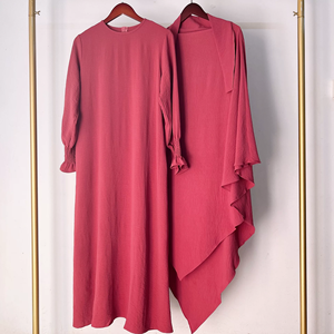 Offre Spéciale Dubaï : Ensemble Abaya et Hijab Uni en Polyester pour la Prière (Deux Pièces) - Product Image 3