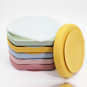 ESTICK Fournisseur direct d'usine Ensemble de vaisselle en <span class=keywords><strong>silicone</strong></span> de qualité alimentaire pour enfants avec ventouse Assiette divisée Modèle simple - Product Image 2