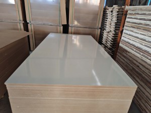 Panneau MDF <span class=keywords><strong>mélaminé</strong></span> <span class=keywords><strong>blanc</strong></span> brillant 6,5 mm, moderne, résistant à l'humidité, E1/E2, pour meubles et hôtels - Product Image 2