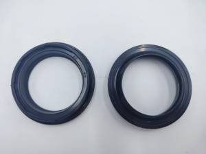 Adecuado para Benelli TNT600 BN600 GS600 TNT1130R motocicleta horquilla delantera amortiguador sello de polvo - Product Image 5