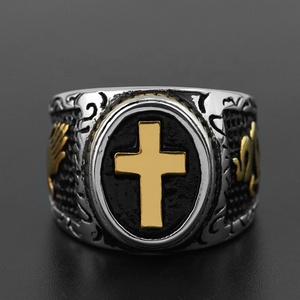 แหวนดีไซน์กากบาทราคาส่ง เครื่องประดับทางศาสนา ชุบทองสองสี แหวนนิ้วสไตล์พังก์สำหรับผู้ชาย - Product Image 4