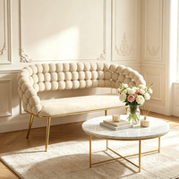Nouveau Canapé en Velours 3D à Dossier Capitonnée Effet Bulle 2026 avec Pieds en Métal Doré pour Salon, Hall d'Hôtel, Café