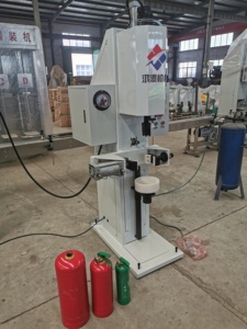 Machine de débouchage et de remontage de vannes pour extincteurs à poudre sèche et à CO2, vente directe usine - Product Image 2