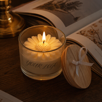 Bougie personnalisée avec logo LF, couvercle en bois, pot en verre, fleur de marguerite, parfum floral, cadeau, souvenir de mariage, étiquette personnalisée, marque propre, décorative