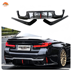 Sợi Carbon D Phong Cách LED Ánh Sáng Phía Sau Khuếch Tán 2017 2020 Phía Sau Bumper Khuếch Tán Cho BMW 5 Series G30 G38 F90 M5 - Product Image 1