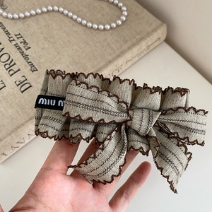 <span class=keywords><strong>Barrette</strong></span> élégante en dentelle avec nœud et volants, pinces à <span class=keywords><strong>cheveux</strong></span> pour femmes, design original, pince banane, accessoires de mode pour <span class=keywords><strong>cheveux</strong></span>, vente en gros - Product Image 3