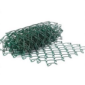 รั้วไซโคลนแบบเชื่อมต่อพร้อมลวดหนาม รั้วสนามฟุตบอล ชุบกัลวาไนซ์ + เคลือบพีวีซีแบบเคลือบผง โครงสร้างแข็งแรงสูง - Product Image 1