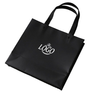Nouveaux sacs shopping Pulida de luxe 2026 avec logo personnalisé estampé à chaud argenté, sacs <span class=keywords><strong>en</strong></span> <span class=keywords><strong>carton</strong></span> noir écologiques avec ruban pour promotions - Product Image 4