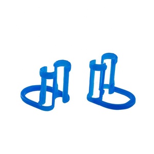Clip/Support manuel en plastique bleu pour rouleaux de coton dentaire à usage chirurgical - Product Image 4