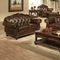 Ensemble de salon de luxe en cuir véritable sculpté à la main, table basse et table d'appoint américaine en bois incluses