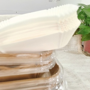 Feuilles <span class=keywords><strong>de</strong></span> papier pour friteuse à air, carrées <span class=keywords><strong>de</strong></span> 8 pouces, pré-découpées et antiadhésives, pour friteuse à air et micro-ondes, 100 pièces/paquet, vente en gros - Product Image 3