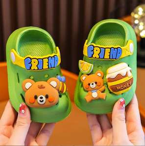 Sandales d'été pour enfants Sandales d'été Pantoufles en carton souple antidérapantes Sandales sabots Chaussures pour garçons et filles - Product Image 1