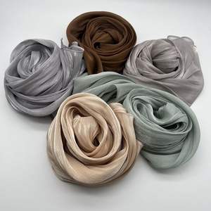 Neuer Großhandel Damen Langer Quadratischer Polyester Atmungsaktiver Hijab Glitzer Schimmer Crinkle Crepe Seidenchiffon Muslimische Mode Kopftuch - Product Image 5