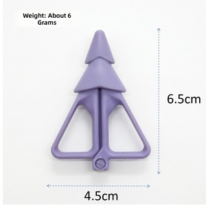 Mini-Weihnachtsbaum-Stickerei-Schere Tragbarer Fadenschneider Sicherheitsschere mit Schutzkappe für Handarbeit und Basteln - Product Image 4