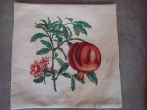 Buena venta piedra alimentación Fringe cojín - Product Image 5