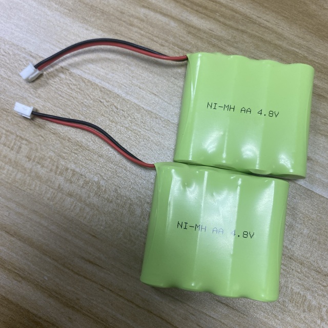 4.8V AA AAA Ni-MH 600-1200mAh Consumer Battery Pack for Flashlight Portable Speaker & Radio Power Supply