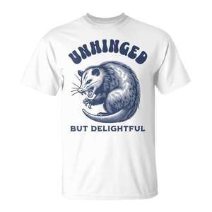 Camiseta gráfica Opossum Unhinged But Delightful para adultos, manga corta, cuello redondo, unisex - Product Image 1