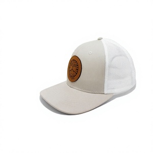 Casquette de camionneur avec logo en cuir réglable à 6 panneaux, dos en maille, style décontracté pour l'extérieur, pour adultes, fabriquée au Vietnam par le fabricant - Product Image 3