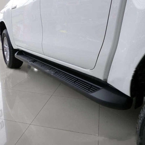 บันไดข้างรถยนต์รุ่นใหม่สำหรับ HILUX REVO 2015+ ผลิตจากพลาสติกและอะลูมิเนียมอัลลอยด์ ออกแบบมาสำหรับรถกระบะ - Product Image 2