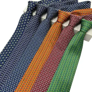 סיטונאות עיצוב חדש גדול פוליאסטר 8 ס""מ קורבאטס סין עניבה גרפית טופטן קרטון עניבות צוואר תקן לגברים