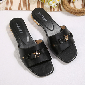 Sandalias Planas de Verano con una Sola Tira de PU para Mujer, con Diseño de Punta Redonda, Hebilla Decorativa Elegante, Cómodas y Casuales para la Playa - Product Image 5