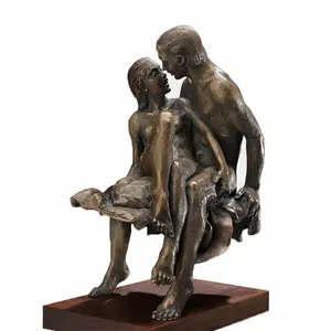 Modern açık bronz bahçe heykel figürü çıplak erkek ve kadın bronz pirinç heykeli