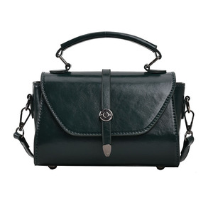 2025 nouvelle mode dame sacs à main en cuir Durable petits sacs à main carrés avec broderie perles décoration Design élégant pour les femmes - Product Image 3