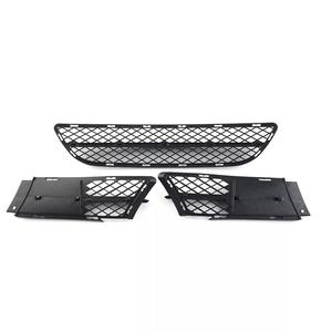 Grilles inférieures de pare-chocs avant BMW Série 3 E90, enjoliveurs de feux antibrouillard, pièces de rechange en plastique ABS avec ventilation en maille - Product Image 1