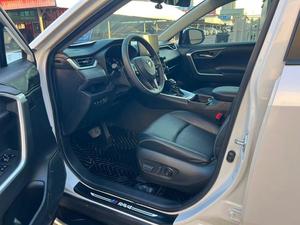 Voitures d'occasion en Chine <span class=keywords><strong>Toyota</strong></span> <span class=keywords><strong>RAV4</strong></span> modèle 2021 2.0L CVT 4WD édition Trend - Product Image 5