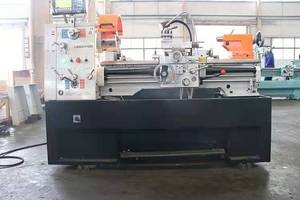 Tour à métaux horizontal compact de Chine pour tournage de précision - Product Image 6