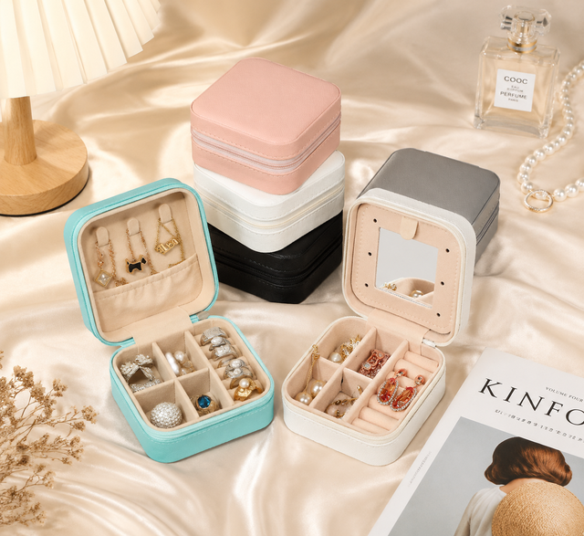 Fashion High Quality Leather Ring Necklace Jewelry Box Customized Logo Luxury Ring Earring Storage Packaging Jewelry Box