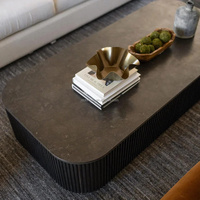 Table basse en bois massif haut de gamme pour salon américain