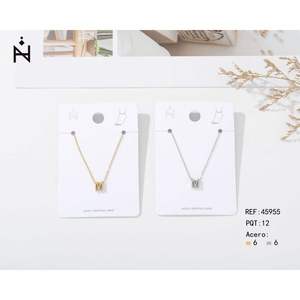 Catena per il corpo in acciaio inossidabile con lettera M Tobiller, gioielli minimalisti da donna, placcati oro, lunghezza standard 45955 - Product Image 1