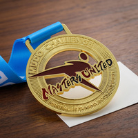 Médaille de sport Taekwondo découpée en 3D sur mesure, plaqué sur mesure, médailles d'attribution pour arts martiaux, médaille en émail souple, silhouette de karaté