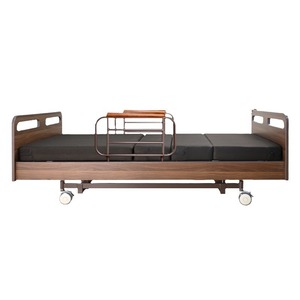 Lit d'hôpital électrique réglable en hauteur, en bois massif, avec accoudoirs, pour usage en chambre de personnes âgées - Product Image 3