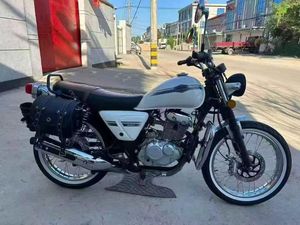 Motos d'<span class=keywords><strong>occasion</strong></span> UK400 Ciassia Vintage Cruiser Streetbike Gas Sportbikes Racing provenant du Royaume-Uni - Product Image 1