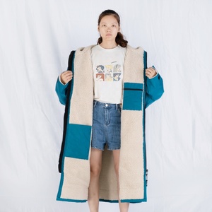 Chất Lượng Cao Không Thấm Nước Thể Thao Áo Dài Tay Áo Tái Chế Sherpa Lông Cừu Mô Hình Kỹ Thuật Số Lướt <span class=keywords><strong>Poncho</strong></span> Khăn Cho Bãi Biển - Product Image 2