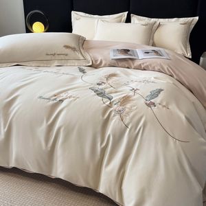 ชุดเครื่องนอนผ้าฝ้ายแท้เส้นใยยาวพิเศษ ความหนาแน่นสูง ระดับพรีเมียม ปักลายสองชิ้น ชุดสี่ชิ้น สไตล์เรียบง่าย สำหรับฤดูใบไม้ร่วง - Product Image 5