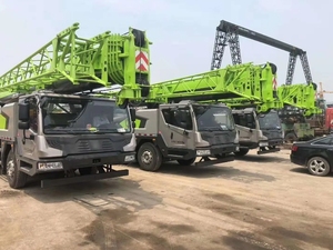 Grúa de camión móvil Zoomlion de 30 toneladas usada ZTC300V, capacidad de carga de elevación de 30 toneladas, bomba de motor, rodamiento de Motor, componentes de caja de cambios, venta - Product Image 4