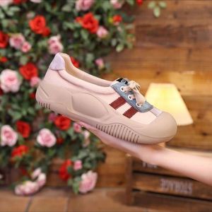 Zapatillas de entrenamiento alemanas versátiles de verano para mujer, novedad 2026, con suela gruesa y suave que evita el cansancio de los pies, estilo casual. - Product Image 2