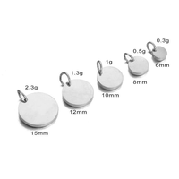 Pendentif rond en acier inoxydable plaqué or 18 carats avec logo cœur gravé sur mesure pour la création de bijoux