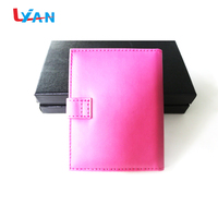 Porte-passeport en cuir PU rose avec logo personnalisé et bouton-pression, portefeuille de voyage pour documents, vente en gros
